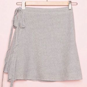 🥀SOLD🥀 Brandy Melville Genevieve Wrap Skirt